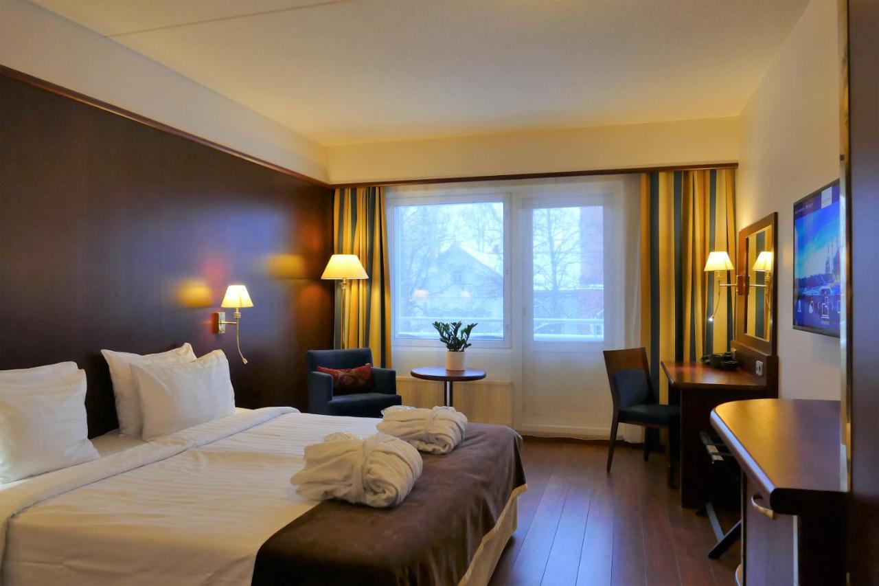 Hotel Kalliohovi Раума Екстериор снимка