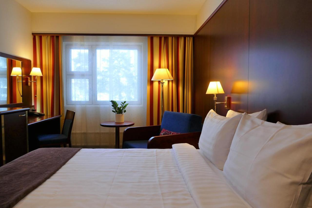 Hotel Kalliohovi Раума Екстериор снимка