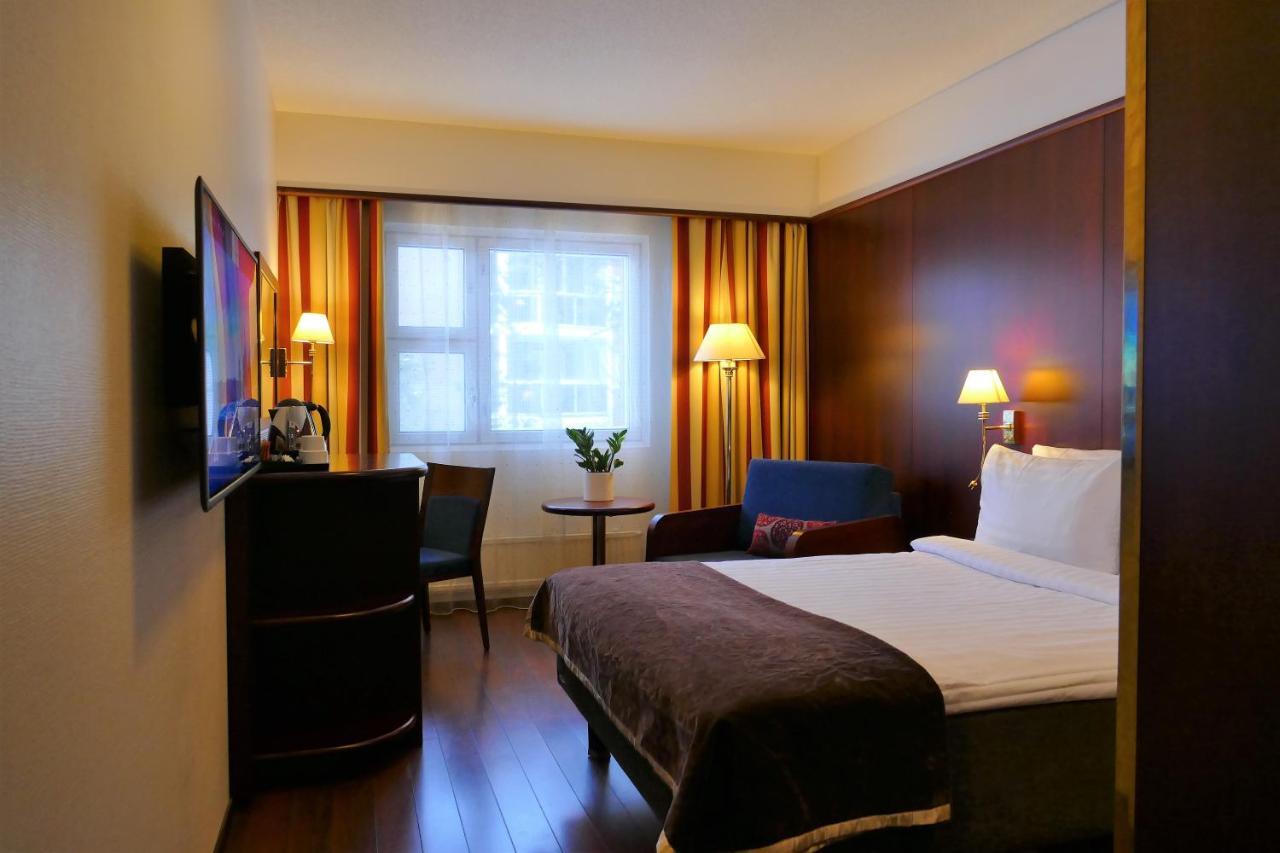 Hotel Kalliohovi Раума Екстериор снимка