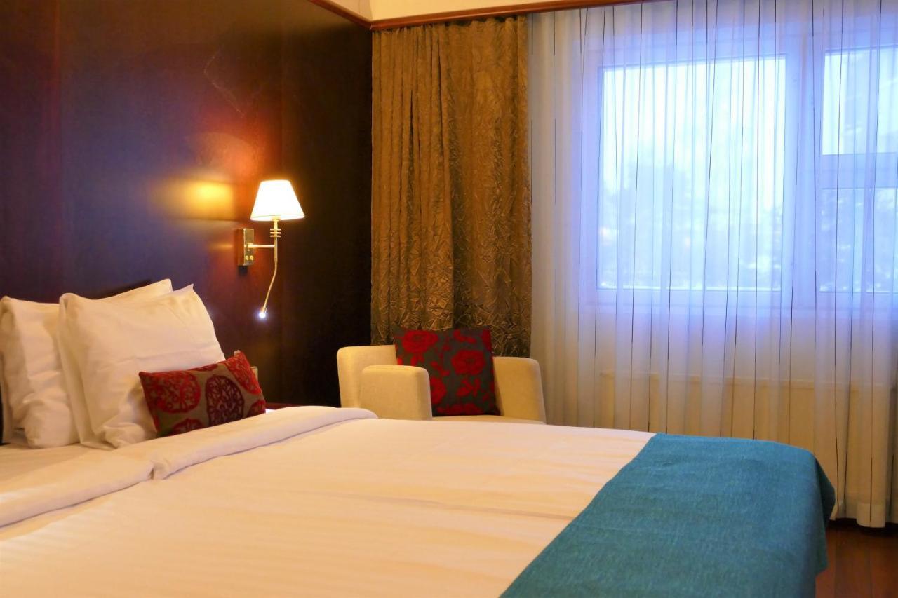 Hotel Kalliohovi Раума Екстериор снимка