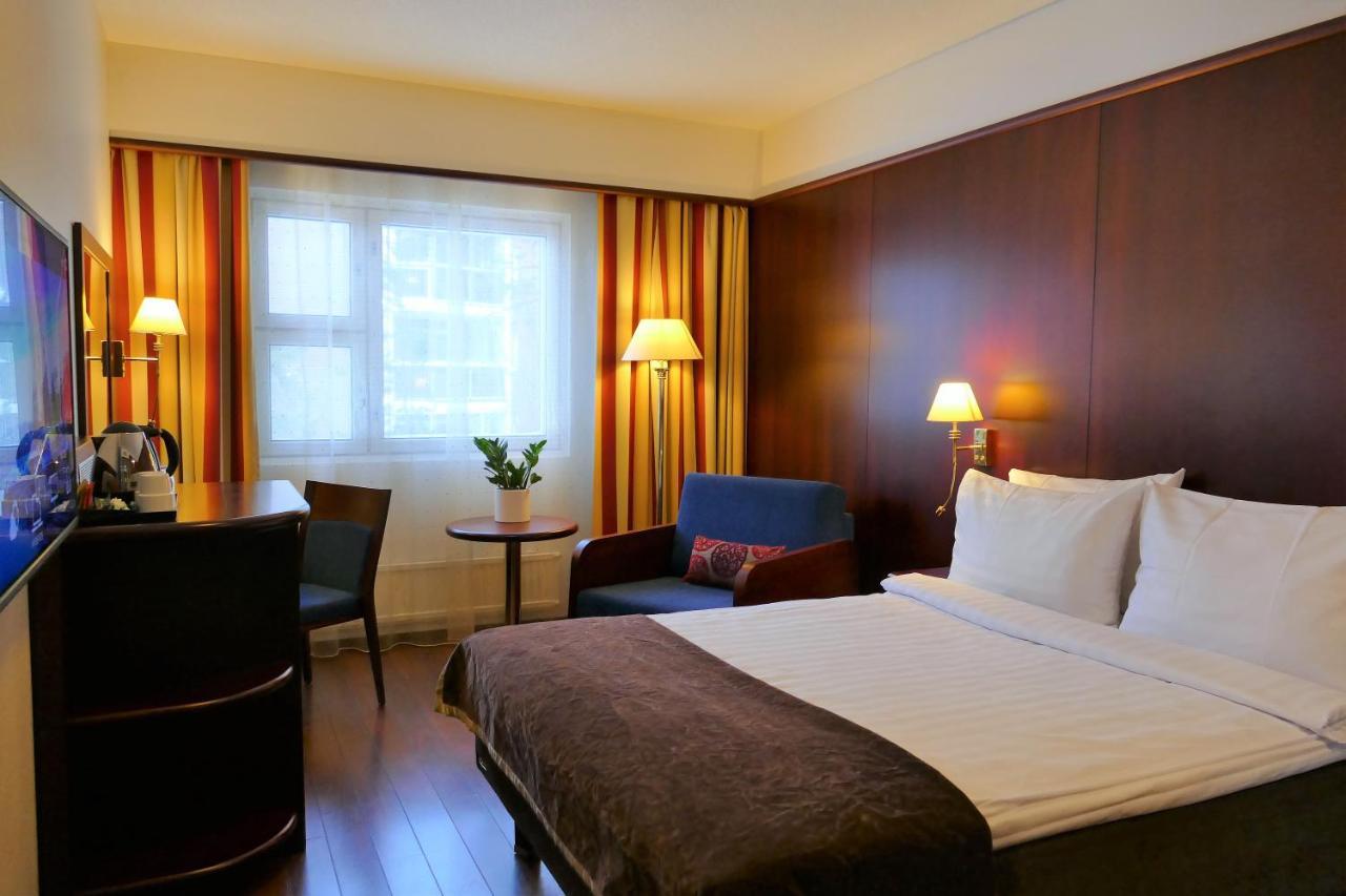 Hotel Kalliohovi Раума Екстериор снимка