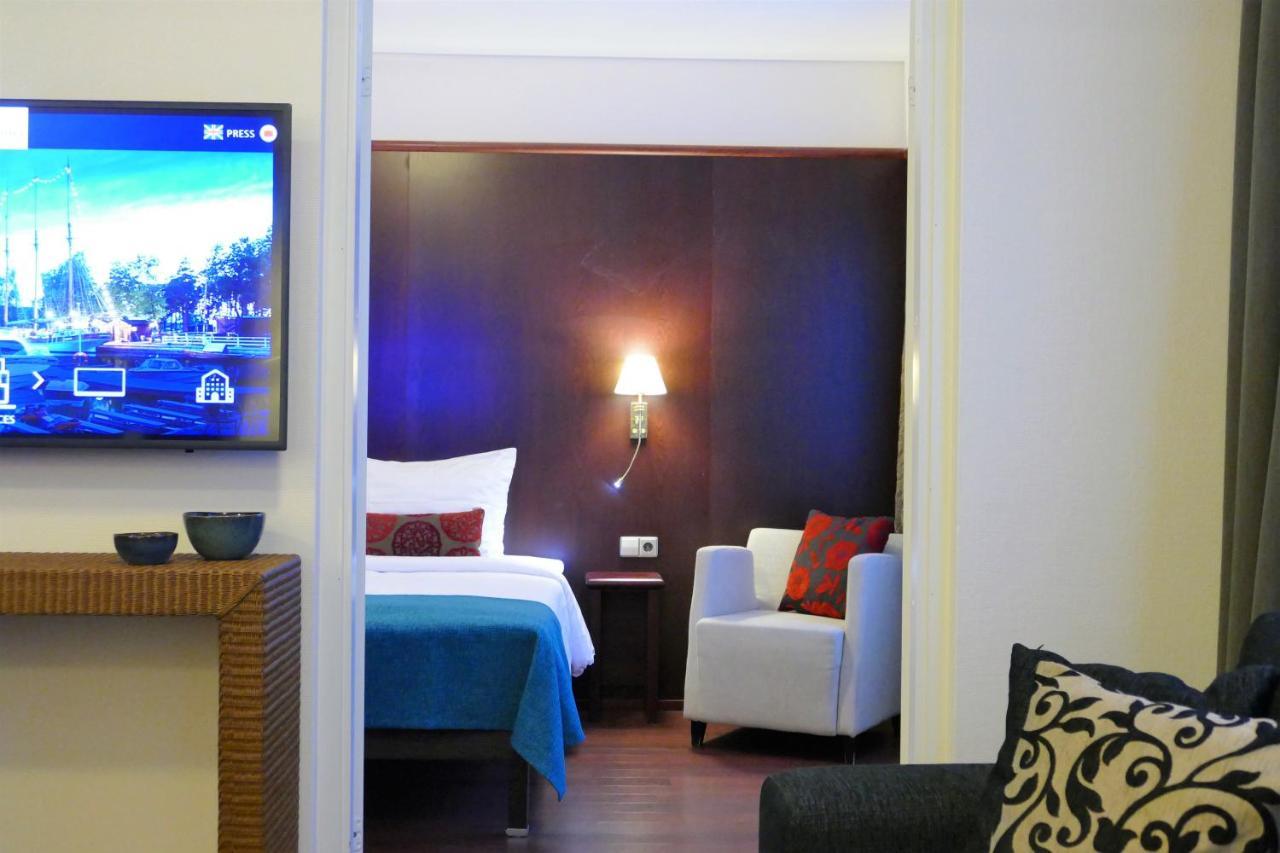 Hotel Kalliohovi Раума Екстериор снимка